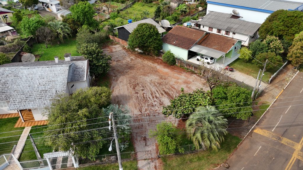 Terreno Lote 04 Quadra 17-A Rua Padre Antônio