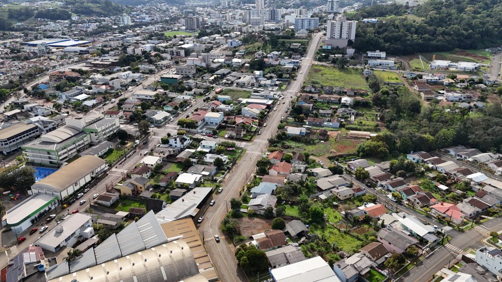 Terreno Lote 04 Quadra 17-A Rua Padre Antônio
